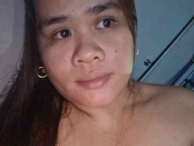 Rubie143 webcam