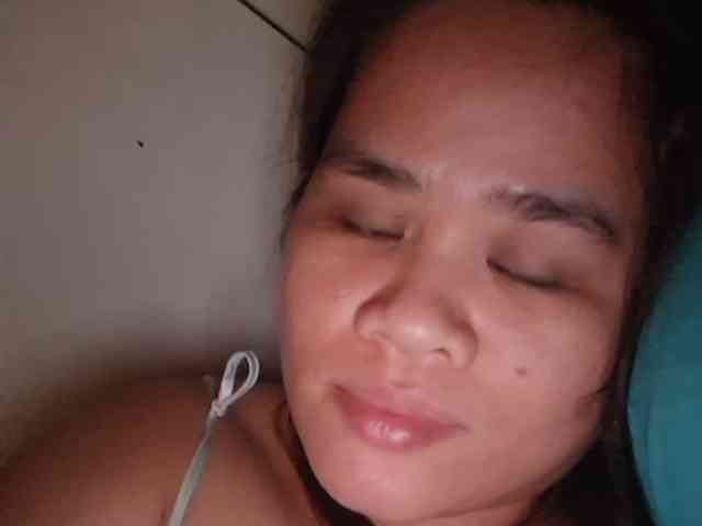 Rubie143 webcam