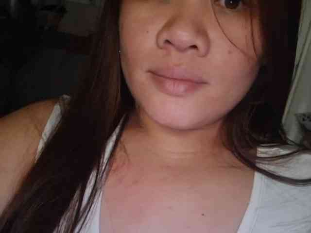 Rubie143 webcam