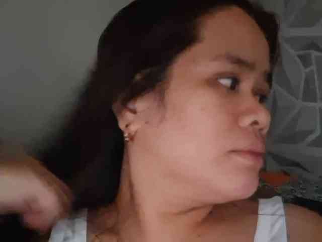 Rubie143 webcam