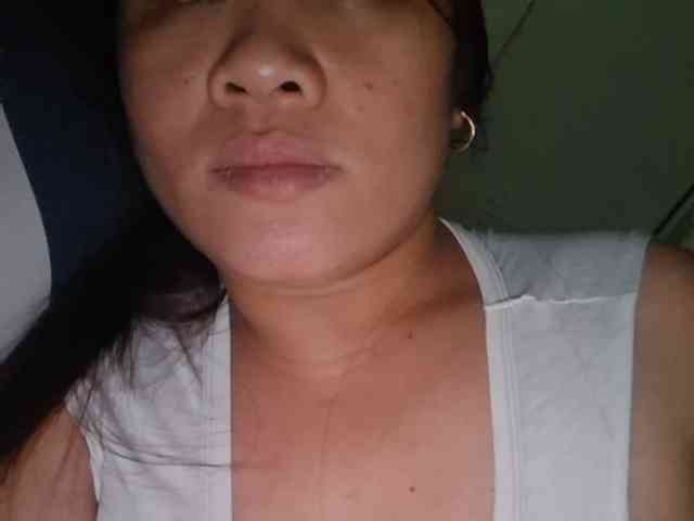 Rubie143 webcam