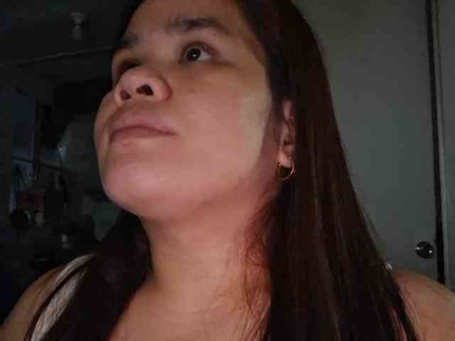 Rubie143 webcam