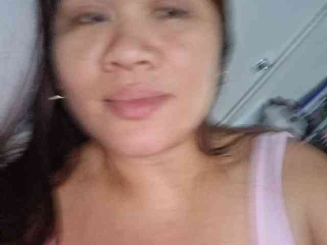 Rubie143 webcam