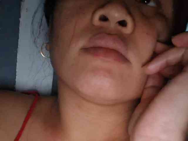 Rubie143 webcam