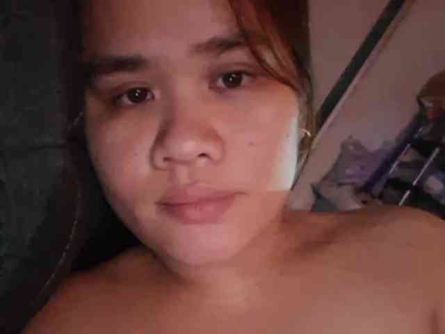 Rubie143 webcam