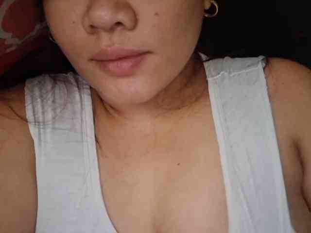 Rubie143 webcam