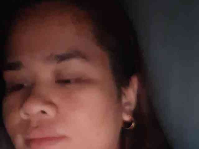 Rubie143 webcam