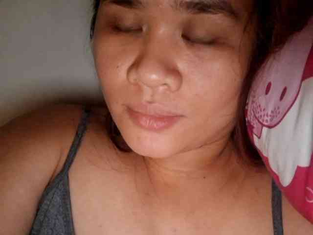 Rubie143 webcam