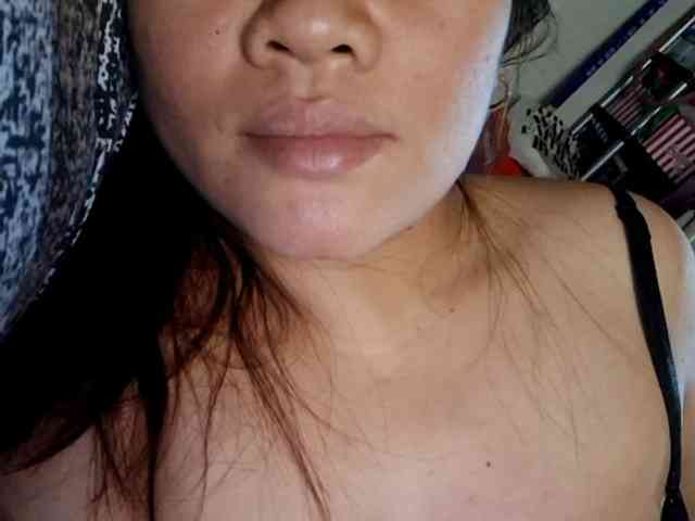 Rubie143 webcam