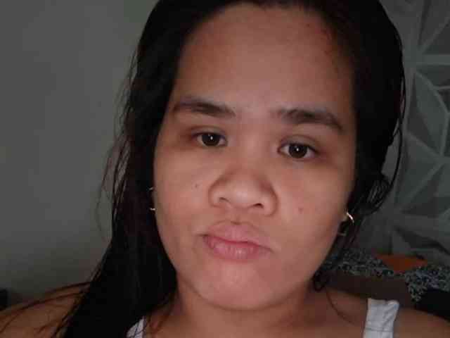 Rubie143 webcam