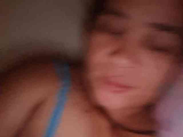 Rubie143 webcam