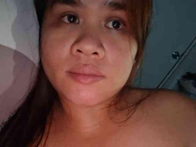 Rubie143 webcam