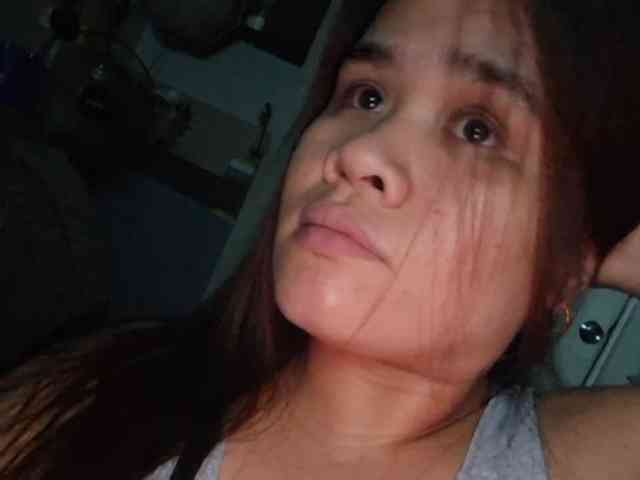 Rubie143 webcam