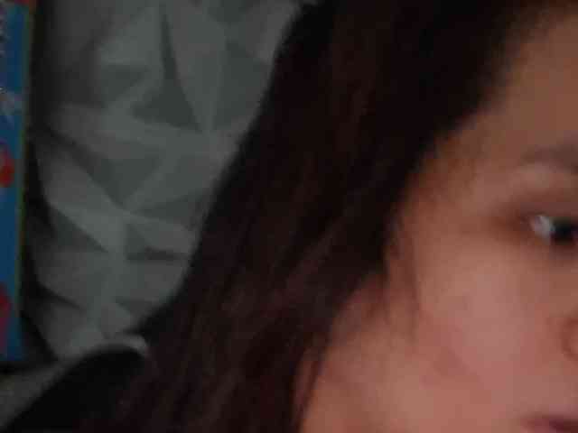 Rubie143 webcam