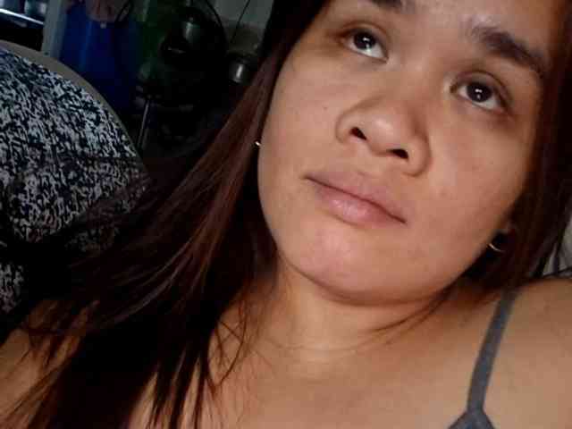 Rubie143 webcam