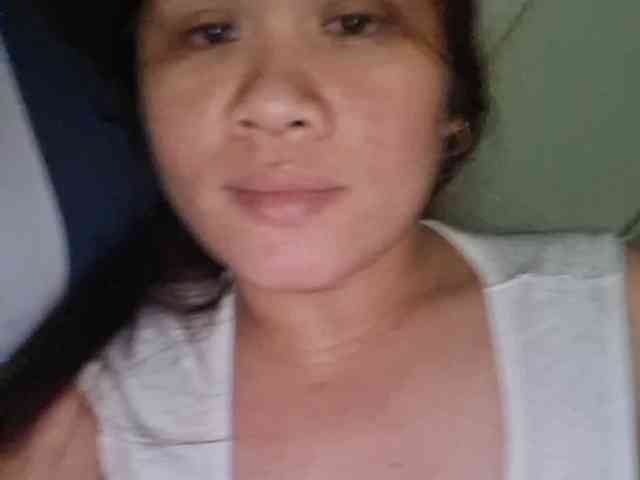 Rubie143 webcam
