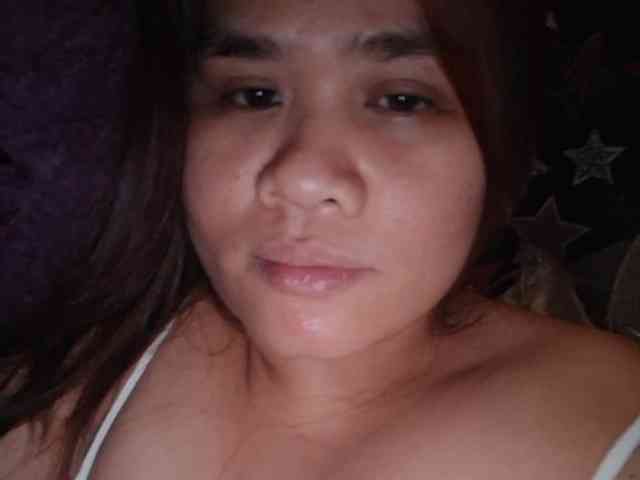 Rubie143 webcam