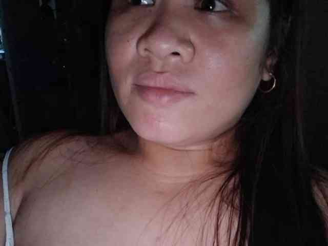 Rubie143 webcam