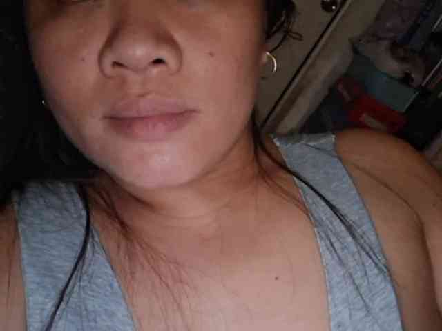 Rubie143 webcam