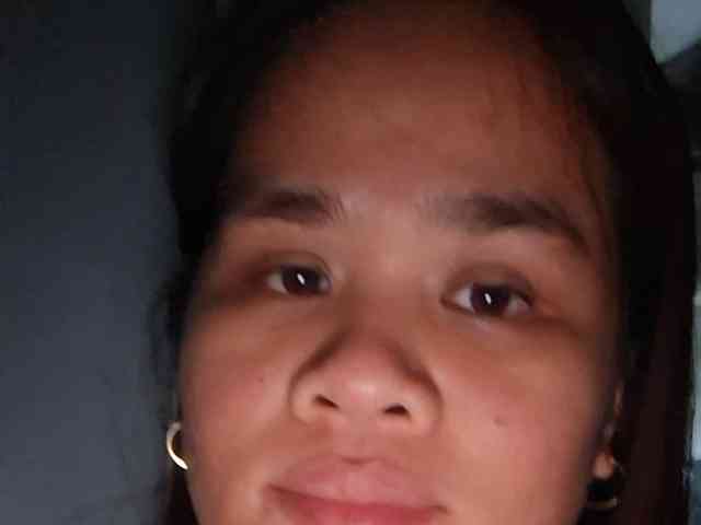 Rubie143 webcam