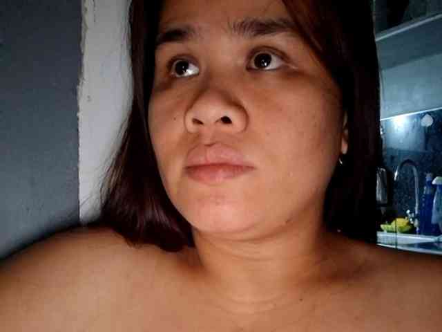 Rubie143 webcam