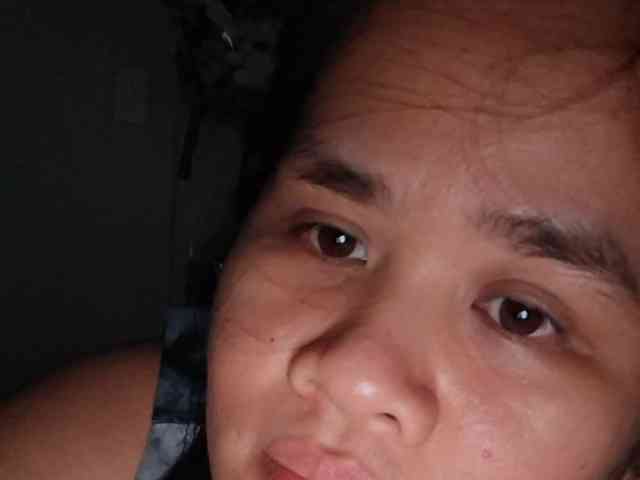 Rubie143 webcam