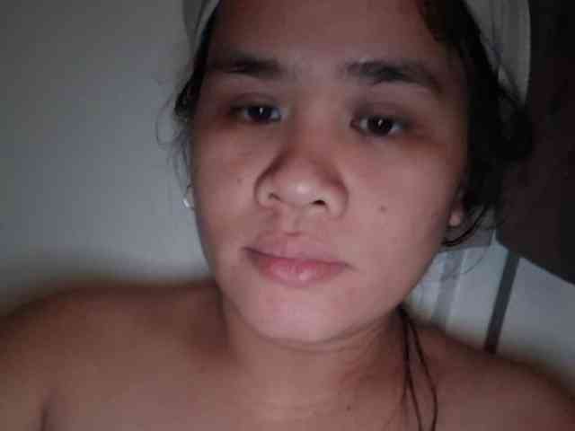 Rubie143 webcam