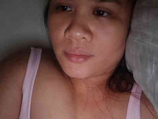 Rubie143 webcam