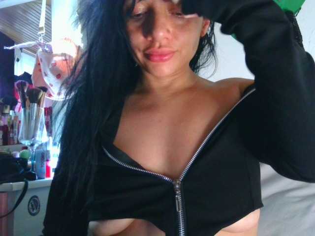 oursecretz live cam on BongaCams