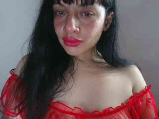 HotSpaceGirl webcam