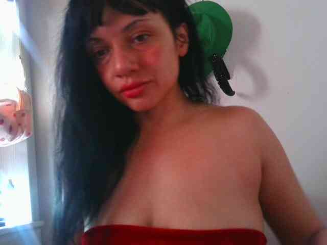 HotSpaceGirl webcam