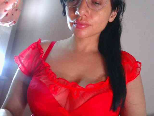 HotSpaceGirl webcam