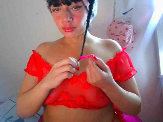 HotSpaceGirl webcam