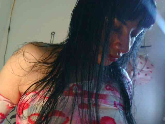 HotSpaceGirl webcam