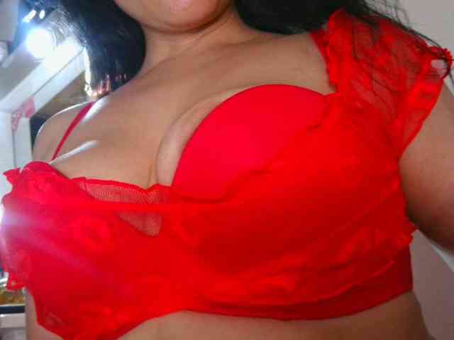 HotSpaceGirl webcam
