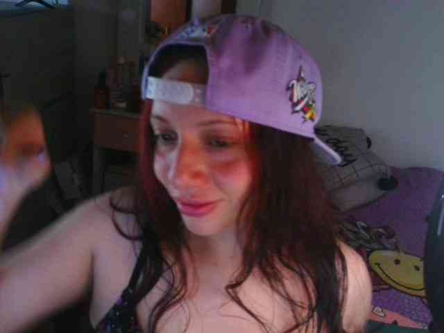 Model: HotSpaceGirl