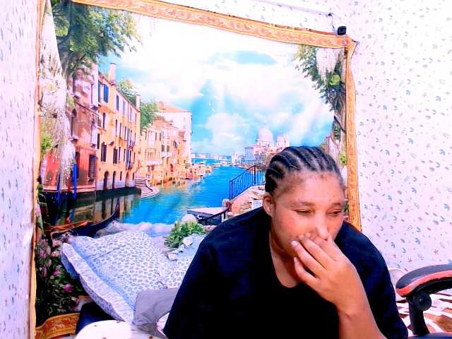 mysticeboney live cam on BongaCams