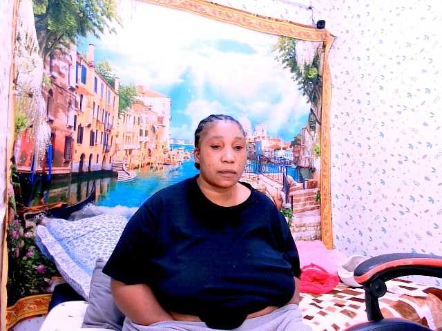 mysticeboney live cam on BongaCams