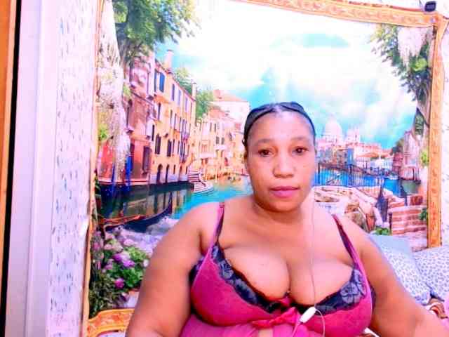 mysticeboney webcam