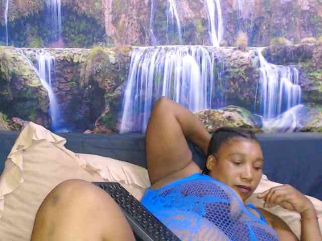 Model: mysticeboney