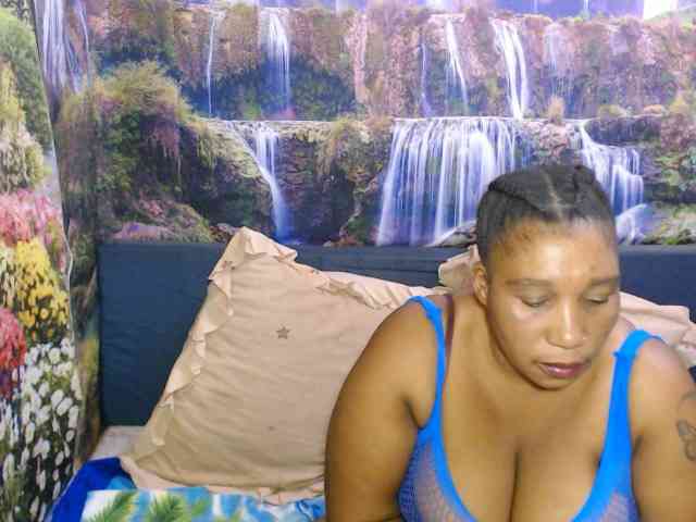 mysticeboney webcam