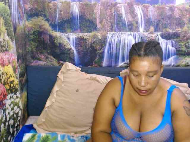 mysticeboney webcam