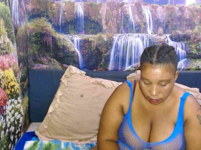 mysticeboney webcam