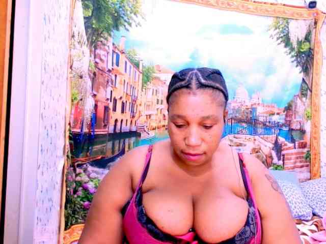 mysticeboney webcam