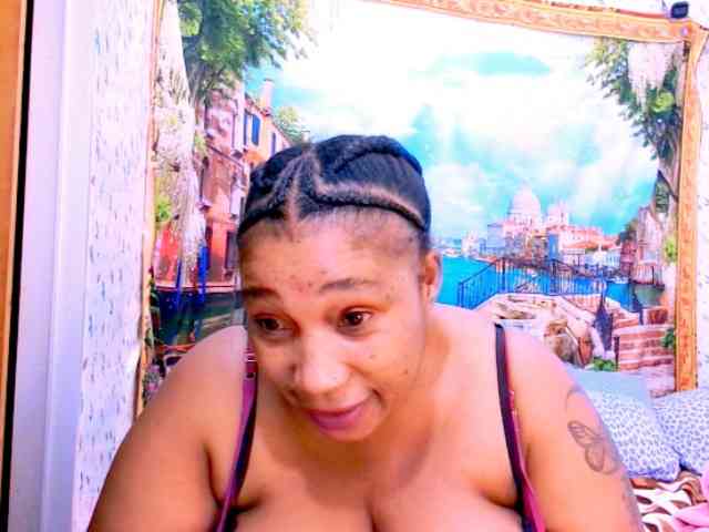 mysticeboney webcam