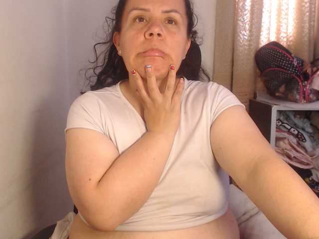 agathamiller live cam on BongaCams