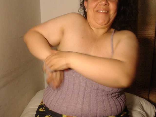 agathamiller's BongaCams show and profile