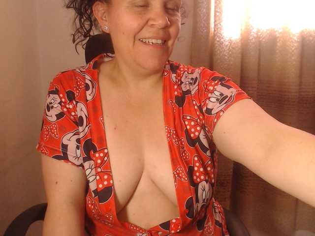 agathamiller live cam on BongaCams