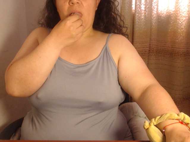 agathamiller live cam on BongaCams