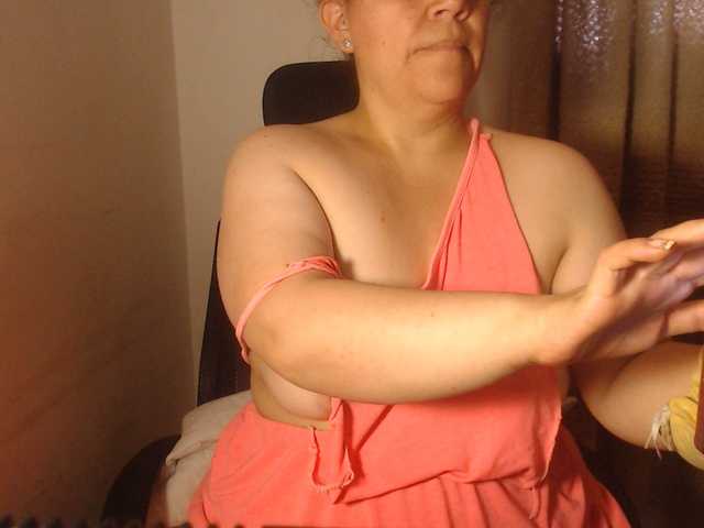 agathamiller live cam on BongaCams